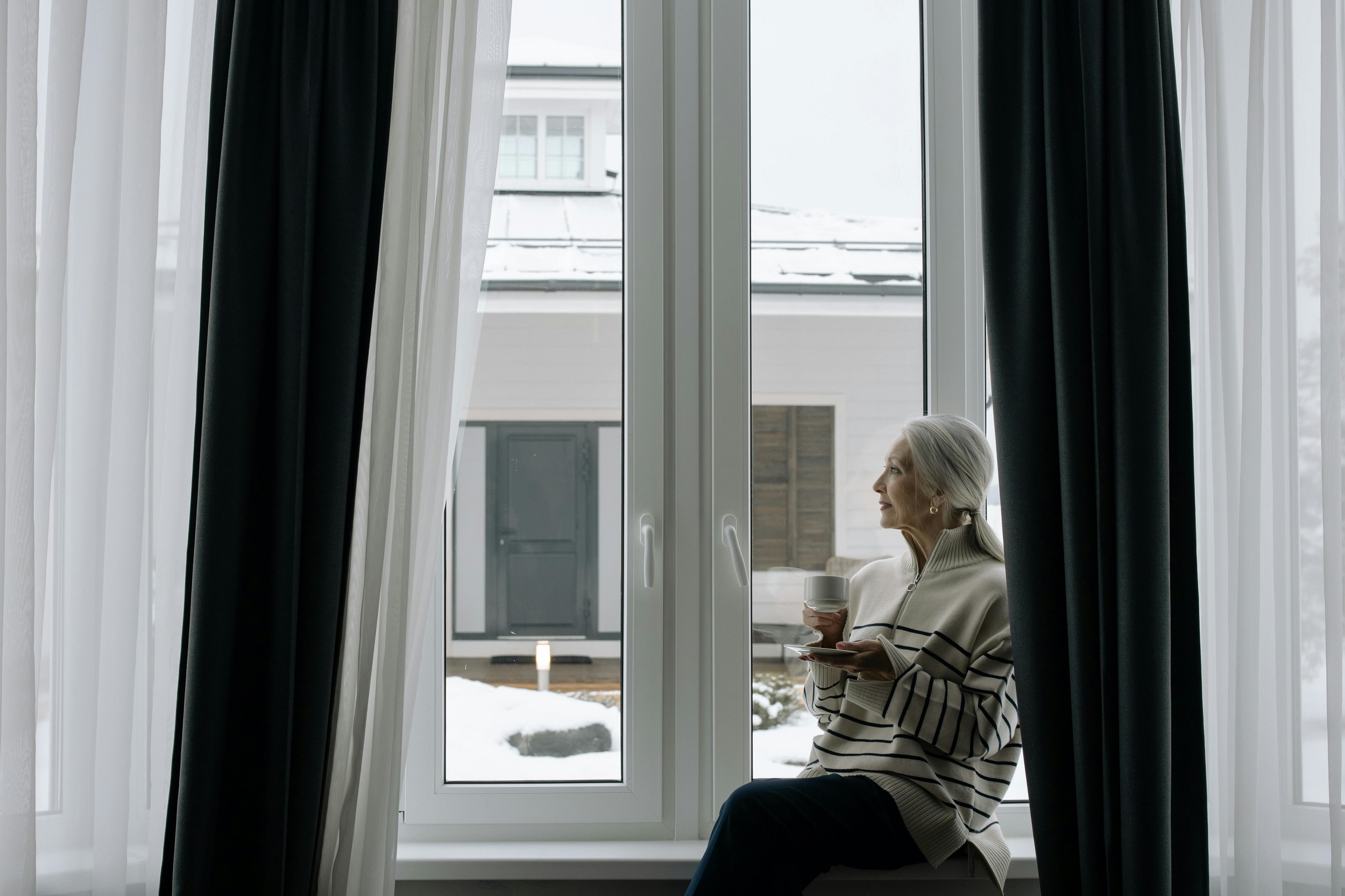 What Retirement Home Owners Should Expect from a Nurse Call System